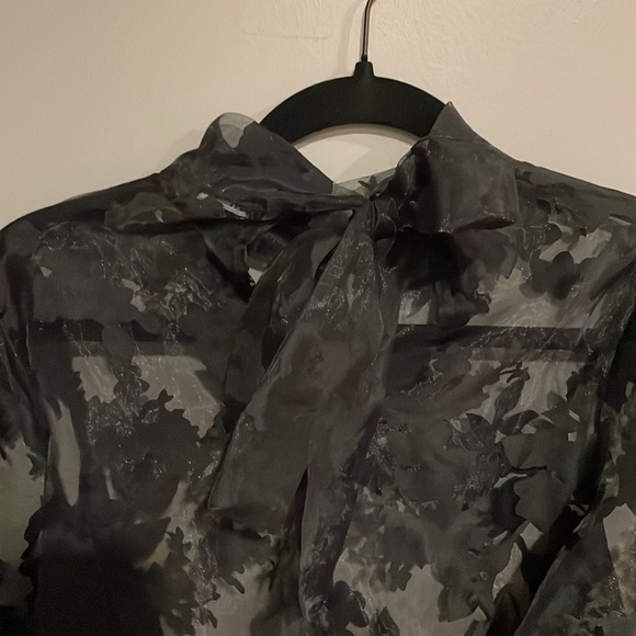 Zara sheer black/flower top size small - Picture 4 of 5